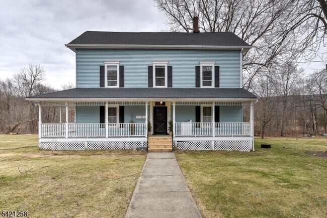 Building Photo - 11 Sterling Pkwy