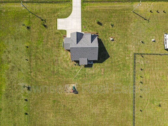 Building Photo - 2935 Duck Pond Rd
