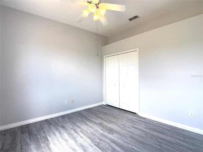 Building Photo - 448 Coventry Rd