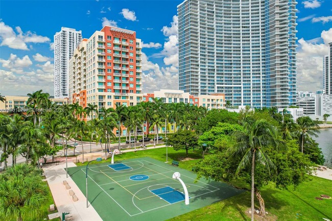 Building Photo - 2001 S Biscayne Blvd