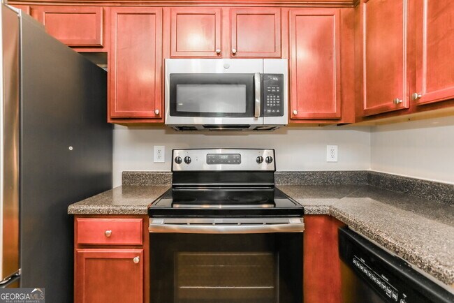 Building Photo - 241 Lossie Ln