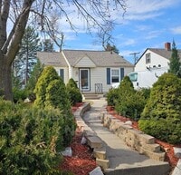 Building Photo - 1618 S 50th St