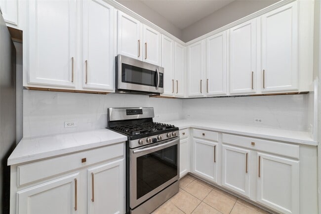Building Photo - 2951 Smokey Forest Ln