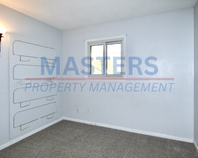 Building Photo - 3 Bedroom House for Rent