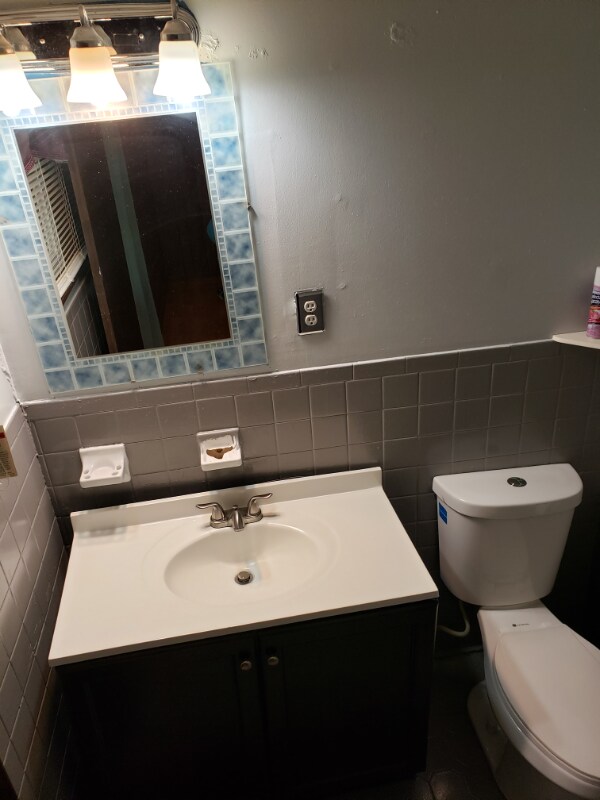 Building Photo - 1602 Ashdale Rd