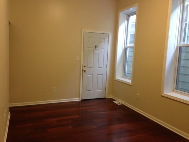 Building Photo - 3630 S Paulina St