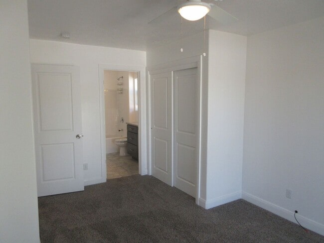 Building Photo - Single Level Twin Home, Gemini Meadows