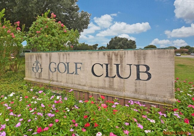 Building Photo - 7902 Silent Forest Dr