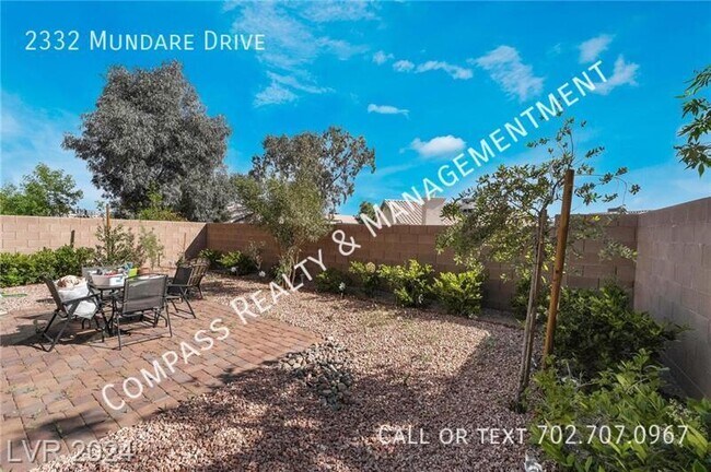 Building Photo - 2332 Mundare Dr