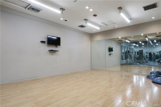 Building Photo - 133 The Promenade N