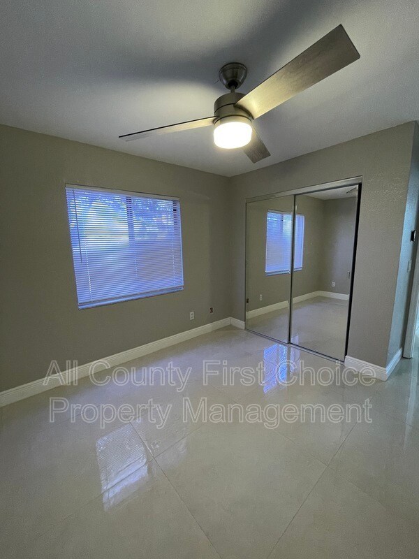 Building Photo - 3580 102nd Pl N
