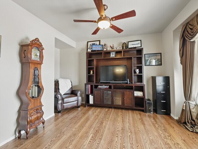 Building Photo - 11818 Rio Secco Rd