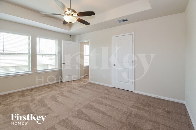 Building Photo - 6459 Blimp Base Blvd