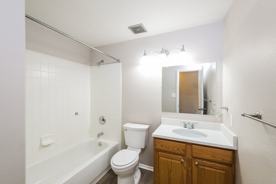 Building Photo - 12158 Hudson Ct
