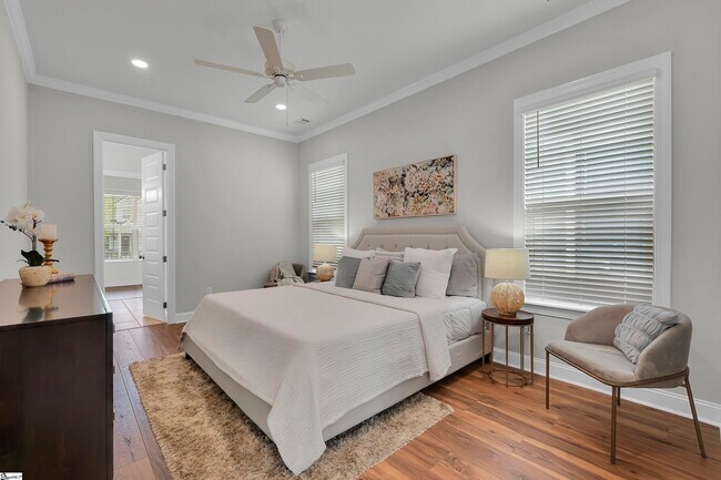 Building Photo - 505 Lumpkin St