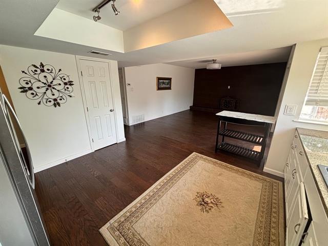 Building Photo - 2113 Via Del Norte