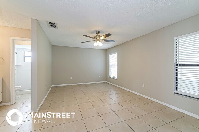 Building Photo - 709 Dromedary Dr