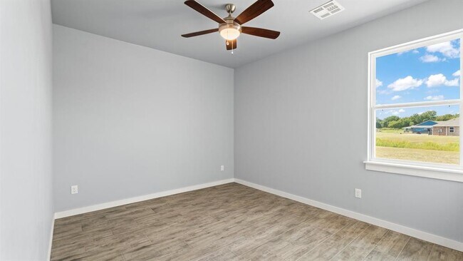 Building Photo - 213 Olde Ml Ct