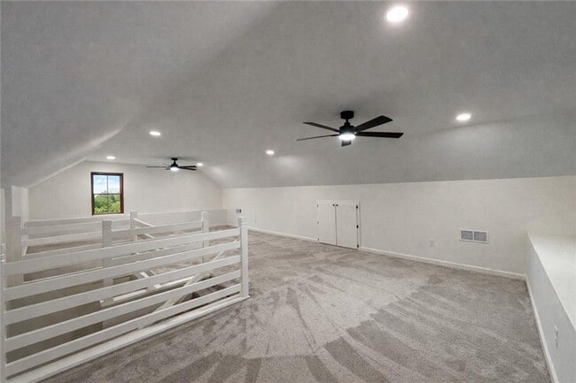 Building Photo - 807 Oak Bridge Ln