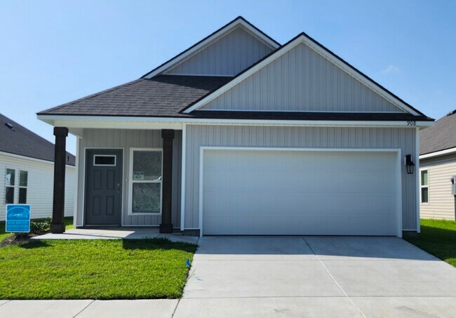 Building Photo - 908 Pelican Lakes Pkwy