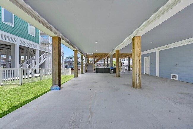 Building Photo - 22915 Martes St
