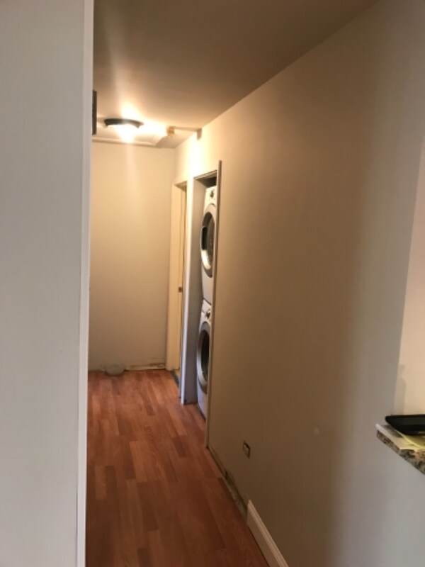 Building Photo - 371 Sandhurst Cir