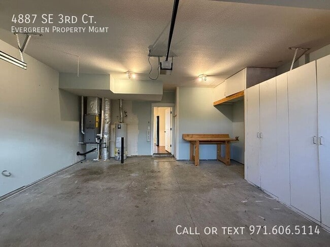 Building Photo - 4887 SE 3rd Ct