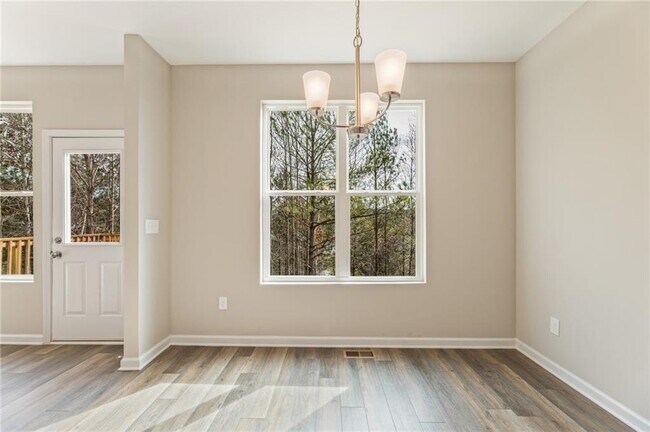 Building Photo - 978 Valley Rock Dr