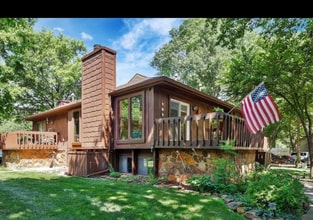 Building Photo - 2421 S Yellowstone St