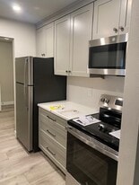 Building Photo - 2881 Cimarron Trl