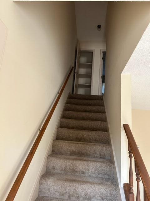 Building Photo - 1960 Coral Way