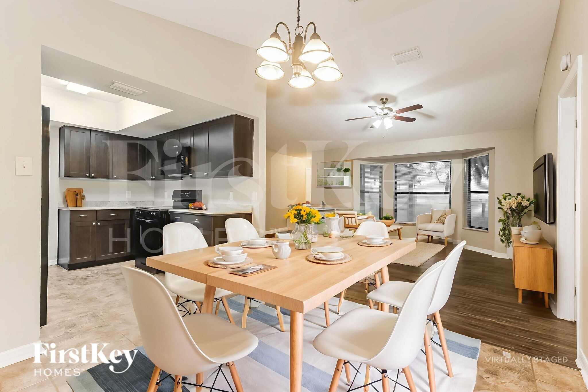 Building Photo - 7989 Sioux Ln