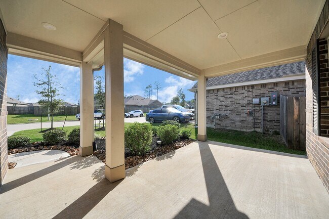 Building Photo - 1114 Bulwark