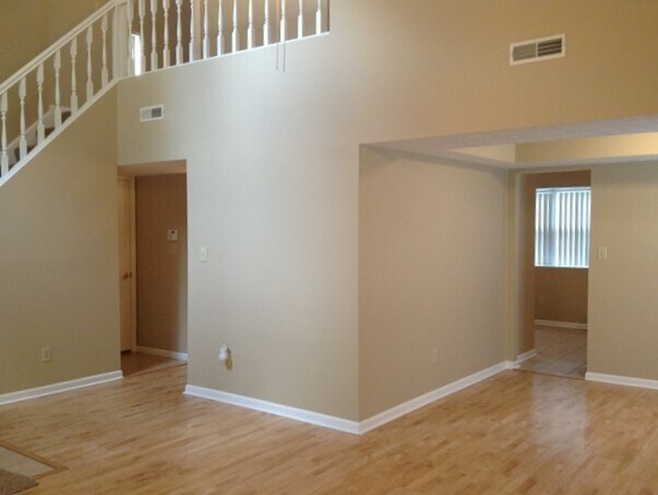 Building Photo - 6008 Tybalt Dr