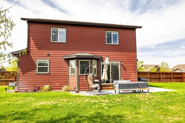 Building Photo - Beautiful home in Ryen Glenn with Fantasti...