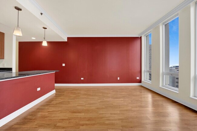 Building Photo - 1400 S Michigan Ave