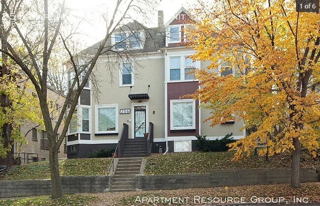 Building Photo - Marshall Ave Apts