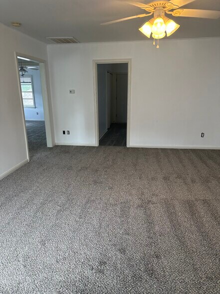 Building Photo - 1229 Brockenbraugh Ct