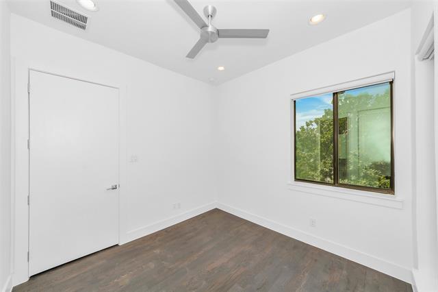 Building Photo - 1961 Dowgate Ct