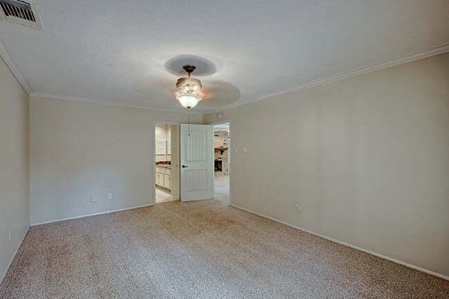 Building Photo - 3314 Falling Brook Dr