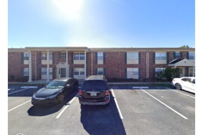 Primary Photo - 2 bedroom apartment in Lakeland