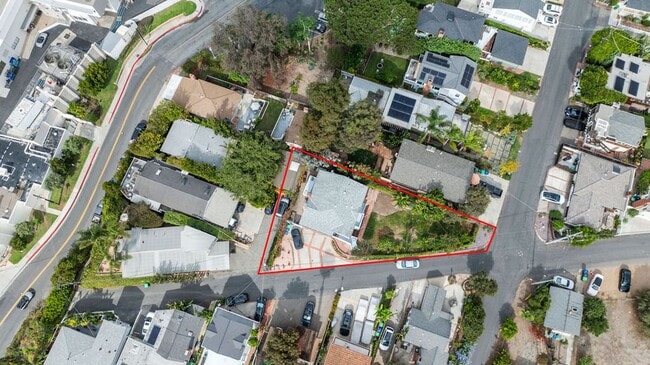 Building Photo - Virginia Way - Mohajer Unit A