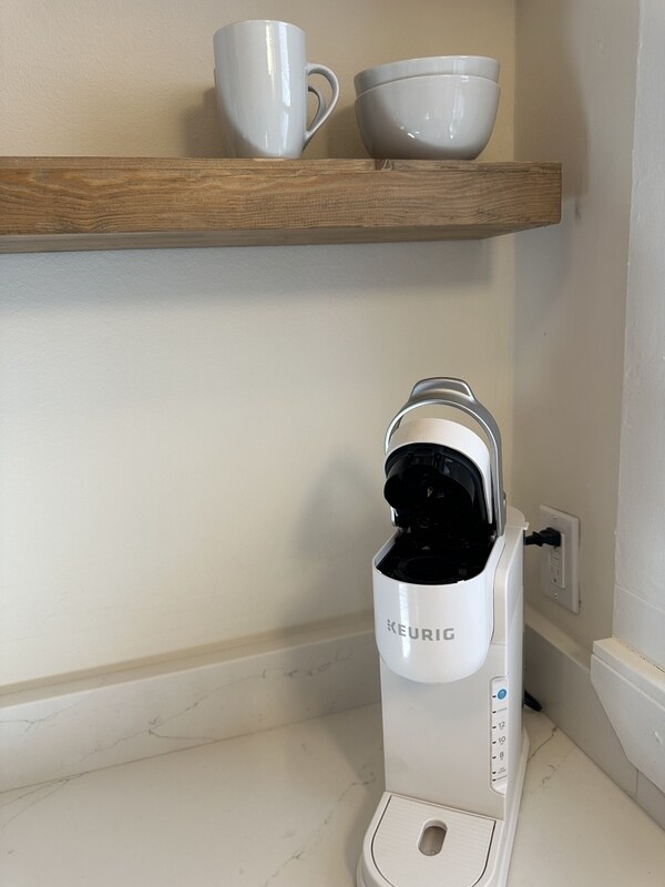 Building Photo - 315 N Pinckney St