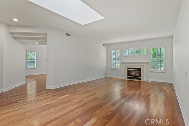 Building Photo - 2140 Chandler Dr