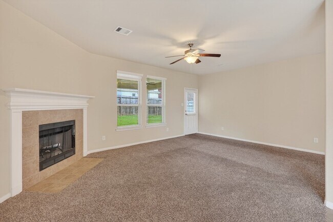Building Photo - 13302 Hidden Valley Dr