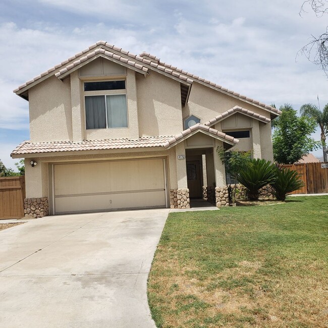 Building Photo - Beautiful home for rent in Jurupa Valley