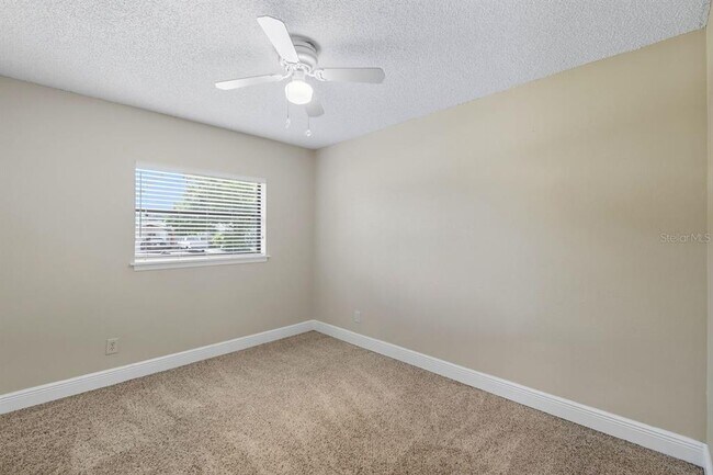 Building Photo - 3707 Pelican Ln