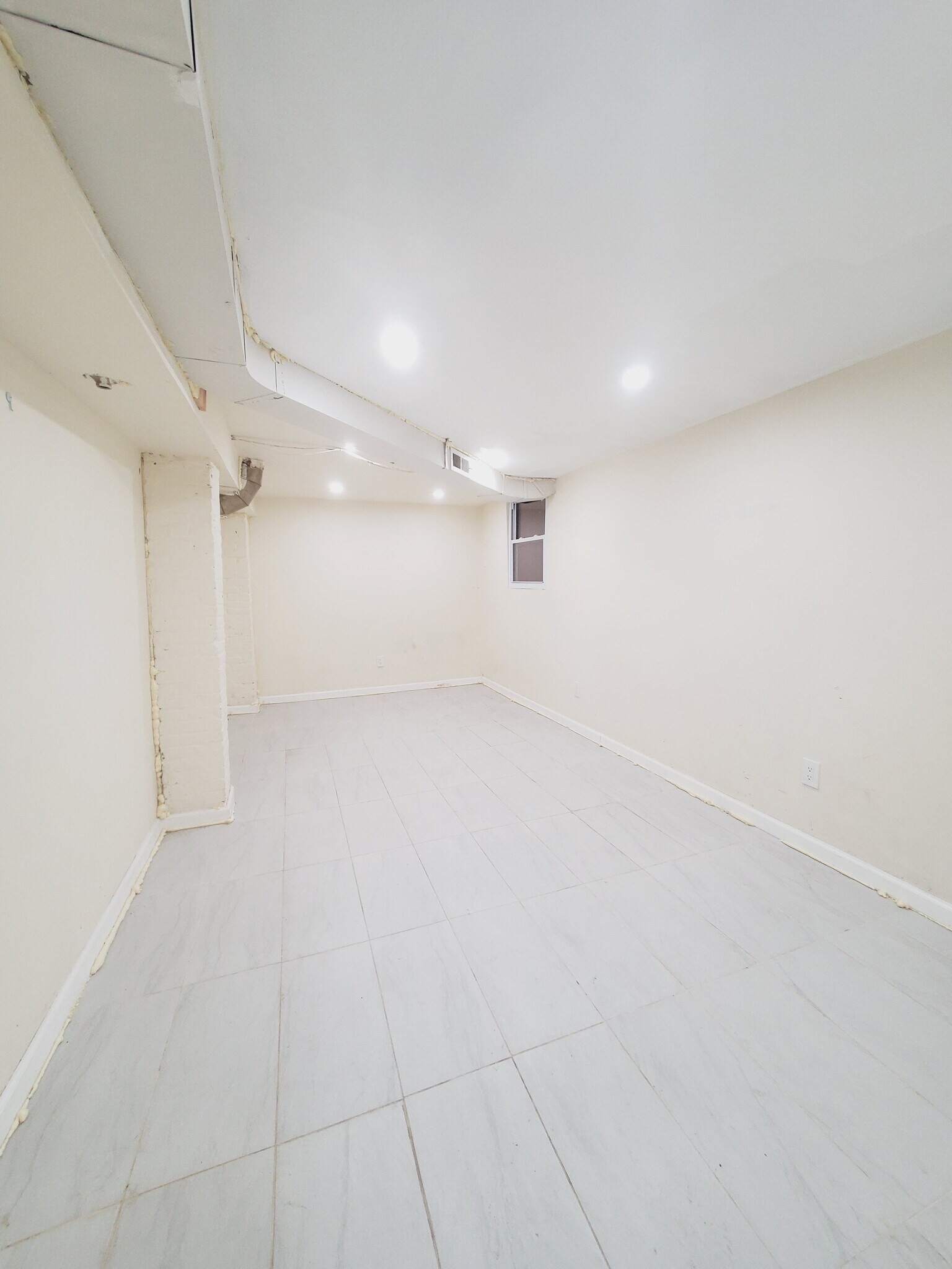 Building Photo - 227 Wegman Pky