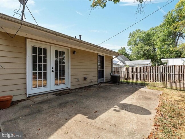 Building Photo - 4405 Manor Hall Ln