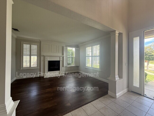 Building Photo - 8843 Latigo Ct